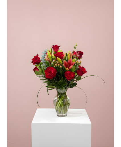 One Dozen Roses 