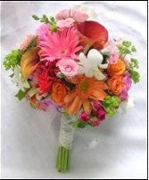 ORANGE AND PINK HANDHELD BOUQUET PROM