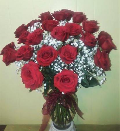 24 Red Roses with Babys Breath Clear Glass Vase
