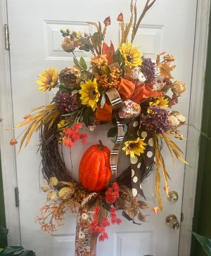 ORANGE PUMPKIN MEADOW ROUND WREATH
