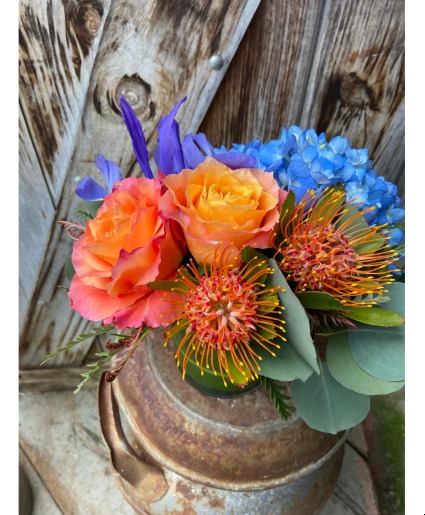 Orange You Great  all around low centerpiece