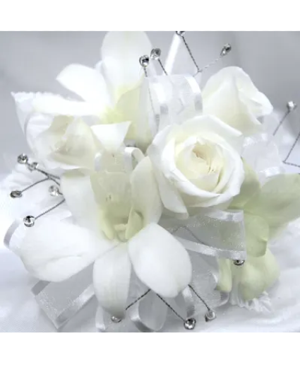 Orchid and rose corsage 