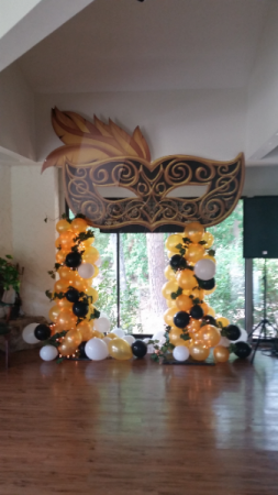 Organic Maudi Gras theme party Arch 