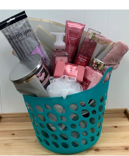 Pamper Basket Fresh Arrangement 