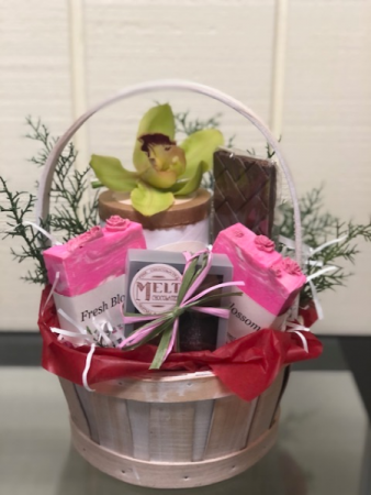 Pamper Yourself Basket Gift Basket in Fairfield, CT | Blossoms at Dailey's Flower Shop