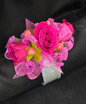 Paparazzi Wristlet Corsage