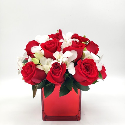 Passionate Kiss. VD24-110 Love Arrangement