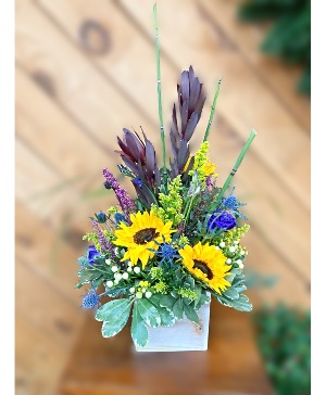 FLOWERLAND Sunflower Groove Arrangement 