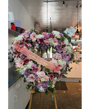 Pastel Floral Heart Spray 