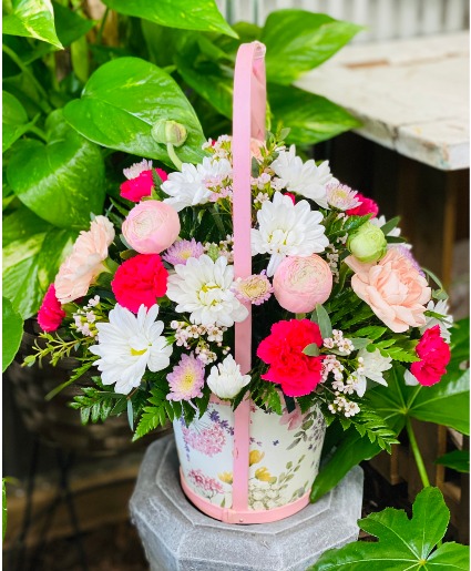 Pastel Garden Basket 