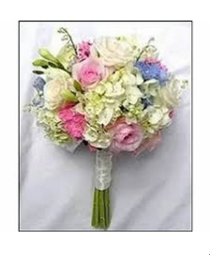 PASTEL HANDHELD BOUQUET PROM