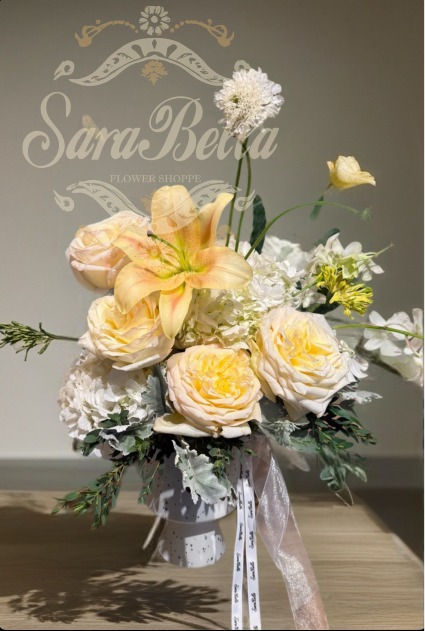 Pastel Lily arrangement with Garden rose Vase Arrangement