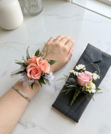 Pastel Rose & Wildflower Set  in Winnipeg, MB | CHARLESWOOD FLORISTS