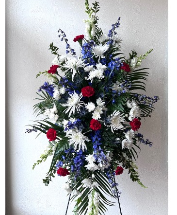 Patriotic Easle Spray  in La Grande, OR | FITZGERALD FLOWERS