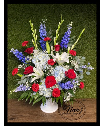 PATRIOTIC MEMORIAL  in Bryan, TX | NAN'S BLOSSOM SHOP