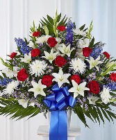 148752 HEARTFELT TRIBUTE - B&W in Beaufort, SC - CAROLINA FLORAL