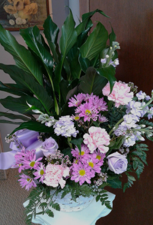 Peaceful Condolence  Fresh Arrangement with Plant