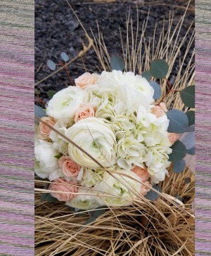 Pretty Peachy Bridal Bouquet 