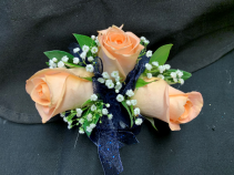 PEACH ROSE WITH FILLER COURSAGE