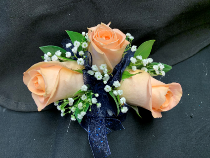 PEACH ROSE WITH FILLER COURSAGE