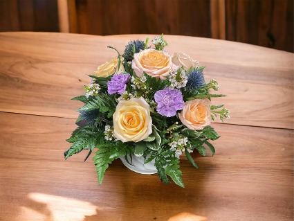 Peaches and Dream Fresh Flowers