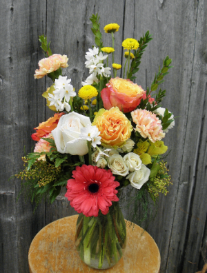 Peachy Keen  Fresh Flowers 