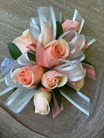 Peachy Keen Wrist Corsage