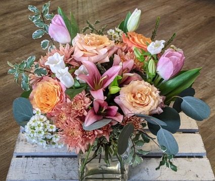 Peachy Sunset  Vase Arrangement 