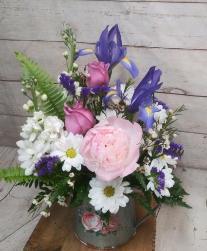 PEONY WATERING CAN 