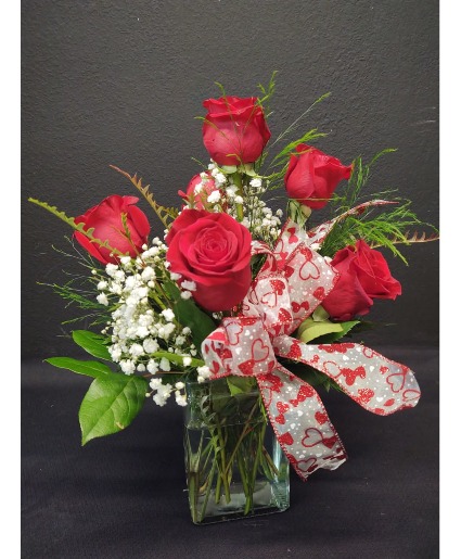 Perfect half dozen rose vase