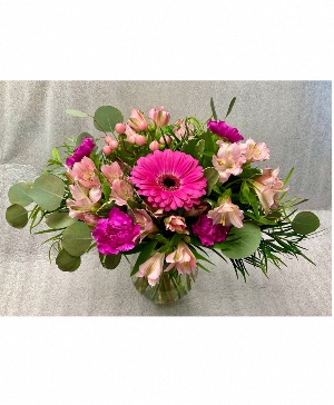 Perfectly Pink Vase arrangement