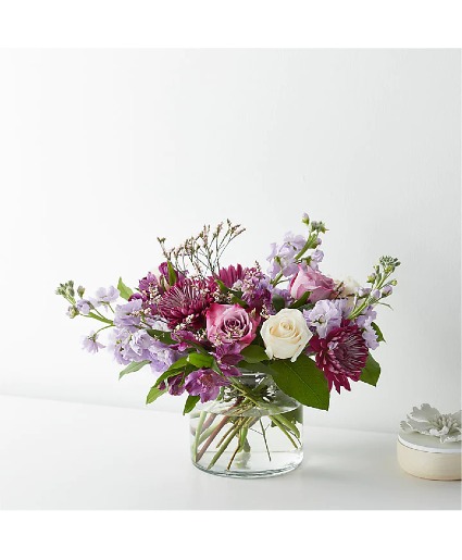 Periwinkle Breeze bouquet 