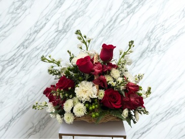 Petite Fireside Basket Floral Arrangement in Mechanicsville, VA | Christy's Cottage - Home of Flowers by Zoie