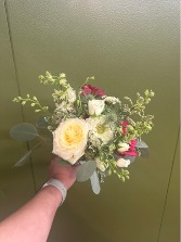 PETITE FLOWER BOUQUET hand tied prom bouquet /HOMECOMING