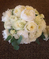 Picturesque Pearls Bouquet