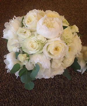 Picturesque Pearls Bouquet