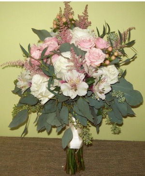 pink and white sweetness bridal bouquet