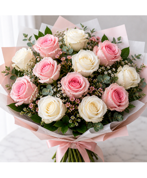 Pink & White Rose Bouquet  Hand-tie Bouquet 