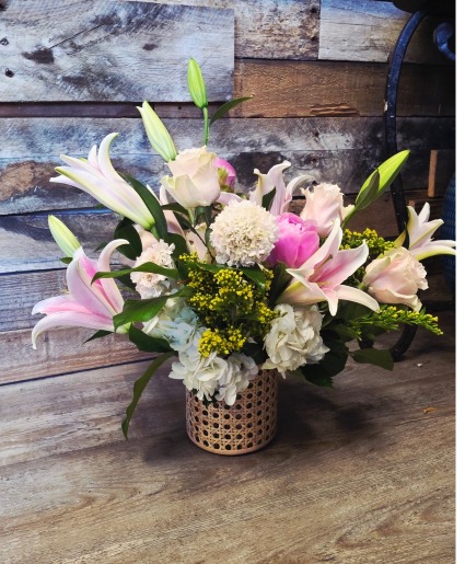 Pink Aura Flower Arrangement