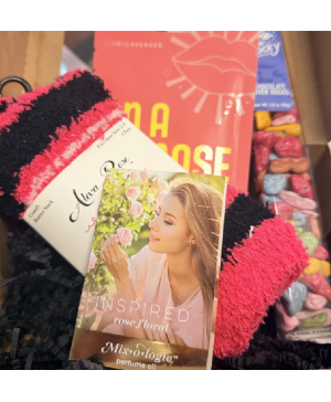 Pink Delight Gift Box Gourmet