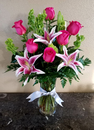 Pink Floyd Delight Only at Mom & Pop Flower Shop in Ventura, CA | Mom And Pop Flower Shop