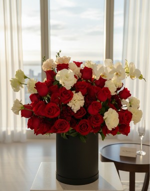 Red & White Flowers – Special Valentine's Day  Red and white Flowers - Valentines day