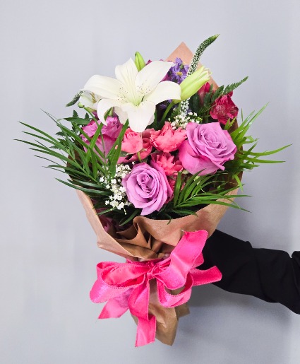 PINK LAVENDER WRAPPED BOUQUET 