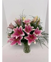 LOVE OF LILY FLOWER ARRANGEMENT