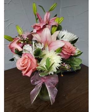 Pink lily splender vased