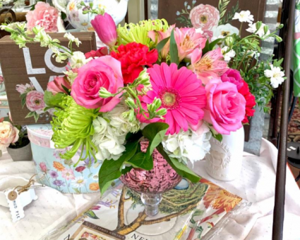 PINK MERCURY  FLOWER ARRANGEMENT 