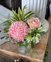 Pink Mini 15 cm X 15cm  Mini arrangement 