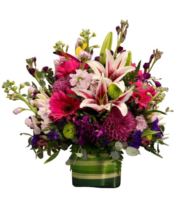 Pink N' Flirty  in Sun City Center, FL | SUN CITY CENTER FLOWERS AND GIFTS