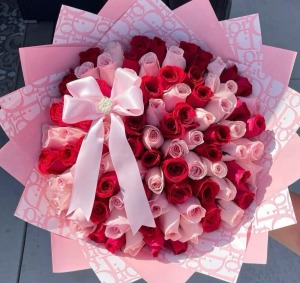 Pink Passion Bouquet Bouquet made of 100 roses 
