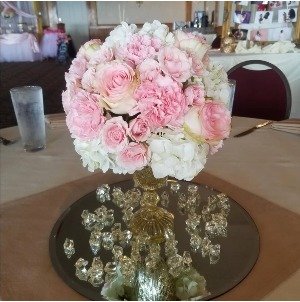 PINK PASSION CENTERPIECE WEDDING